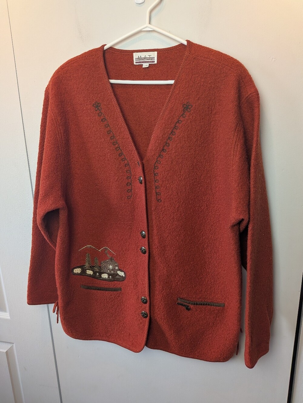 M.A.T Vintage 100% Wool Women Cardigan Size Large Grandmacore Fall Vibe !